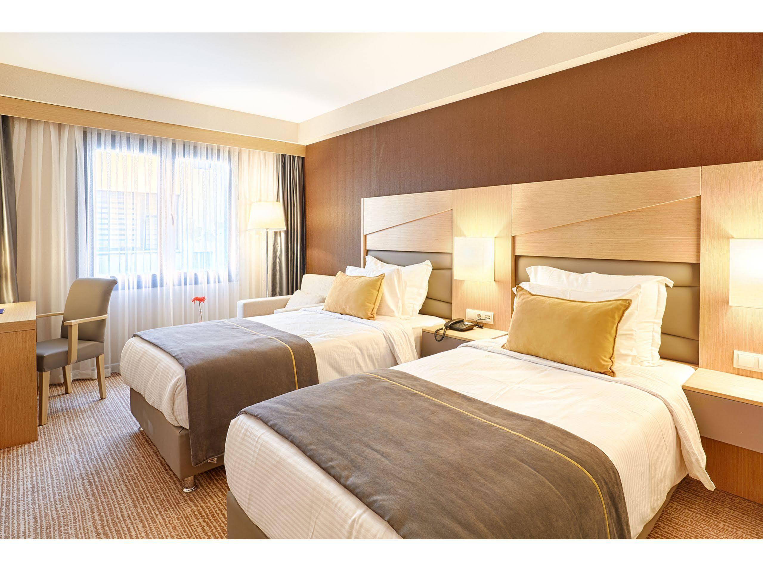 Kordon Cankaya Hotel İzmir